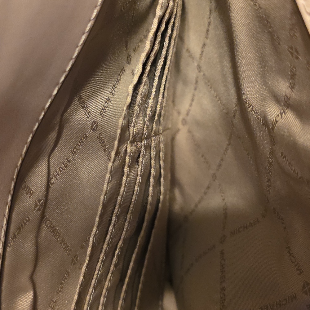 Michael Kors Pink Clutch - Picture 5 of 6